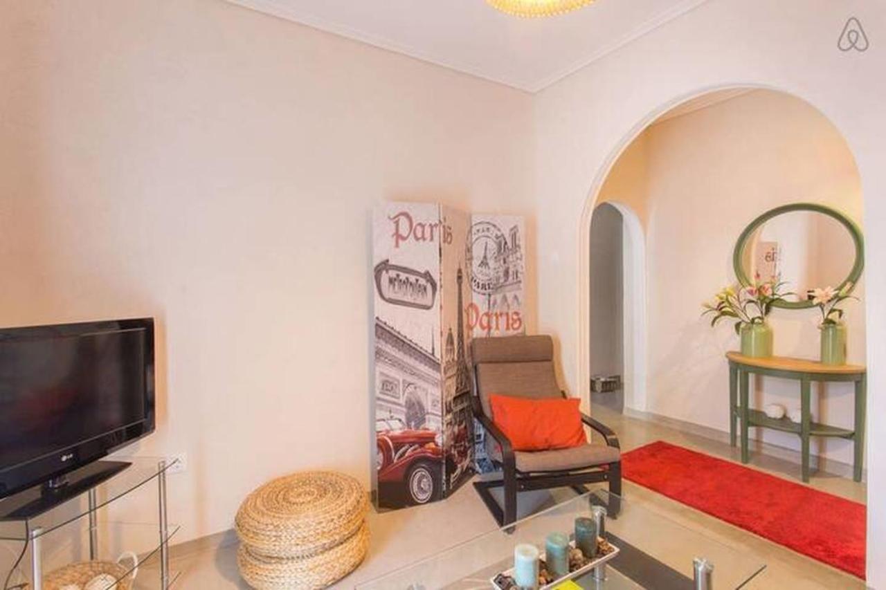 Openair Hot Tub/Big Balcony/Great Boutique Apt Athens Exterior photo
