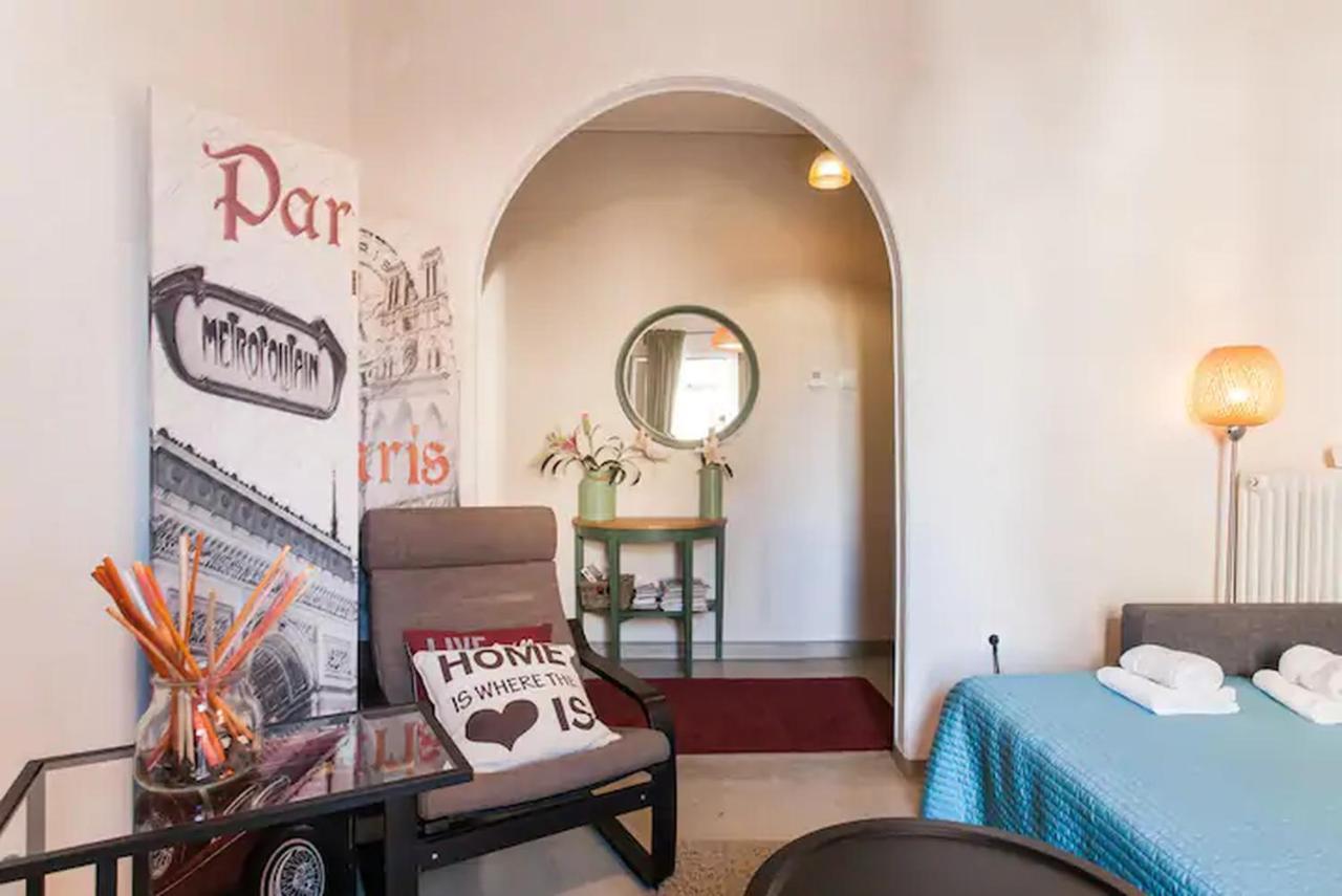 Openair Hot Tub/Big Balcony/Great Boutique Apt Athens Exterior photo