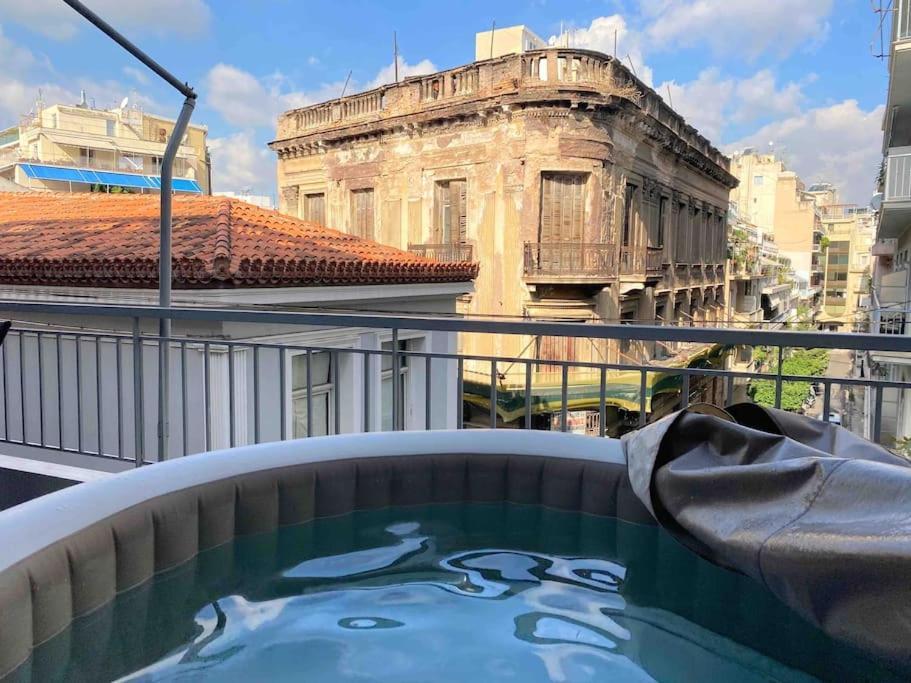 Openair Hot Tub/Big Balcony/Great Boutique Apt Athens Exterior photo